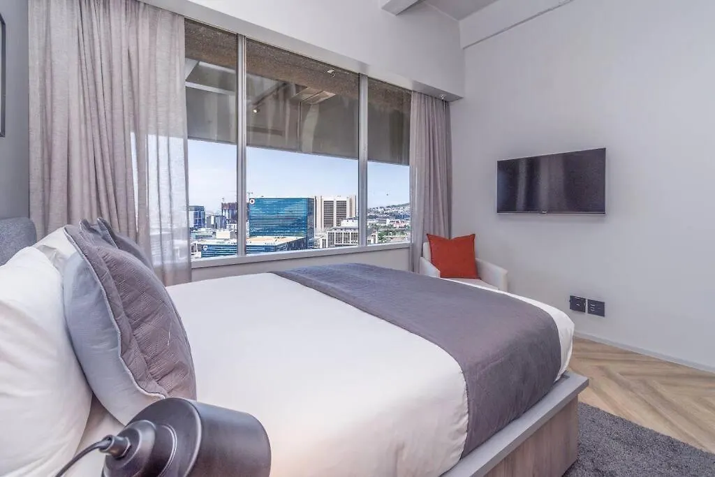 Beautiful Brand-New Luxury Apartment In The City Cape Town