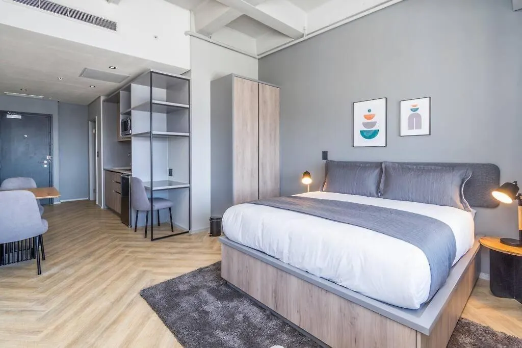 Beautiful Brand-New Luxury Apartment In The City Cape Town